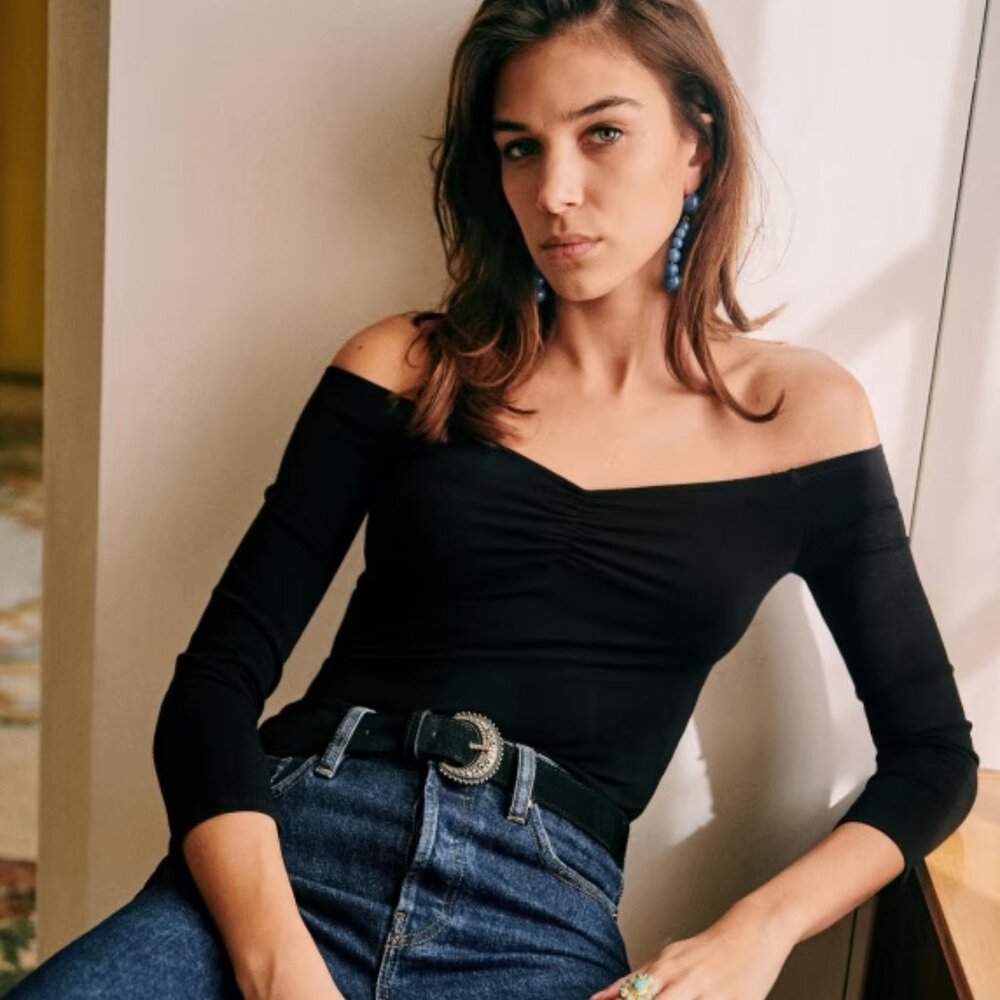 *NWT* Sézane Bella Bodysuit (Black S)